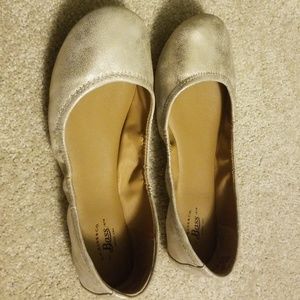 Gold flats - excellent condition